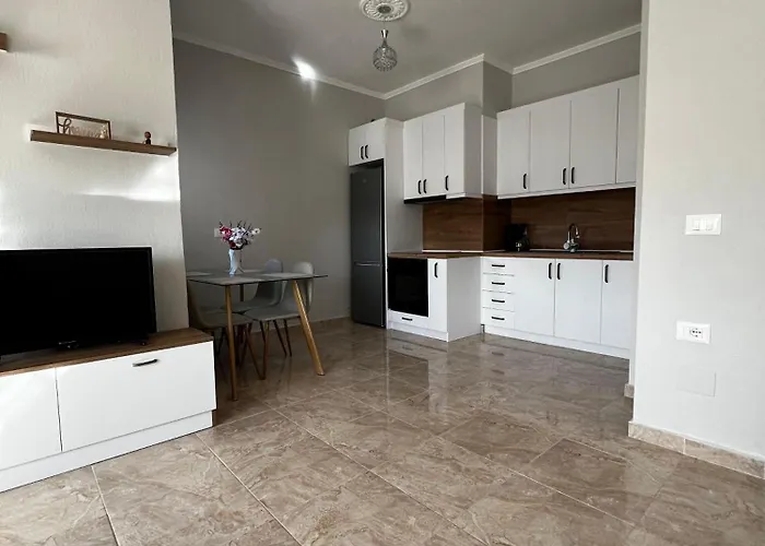 Cozy Nest アパート